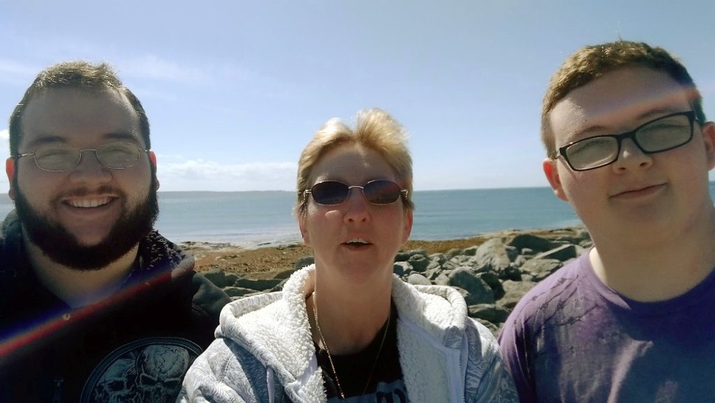 www.redneckrhapsody.com Tuesday Travels - Tammy & Son's in Ireland with the ocean behind them