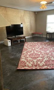 Exciting DIY Room Makeover - Room emptying, selling furniture